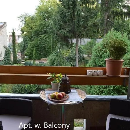 Cozy At The Castle Apartman
