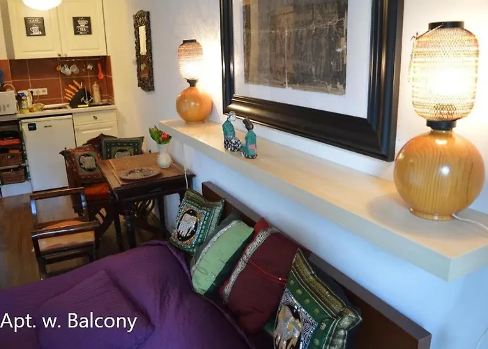 Cozy At The Castle *