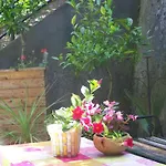城堡舒适公寓